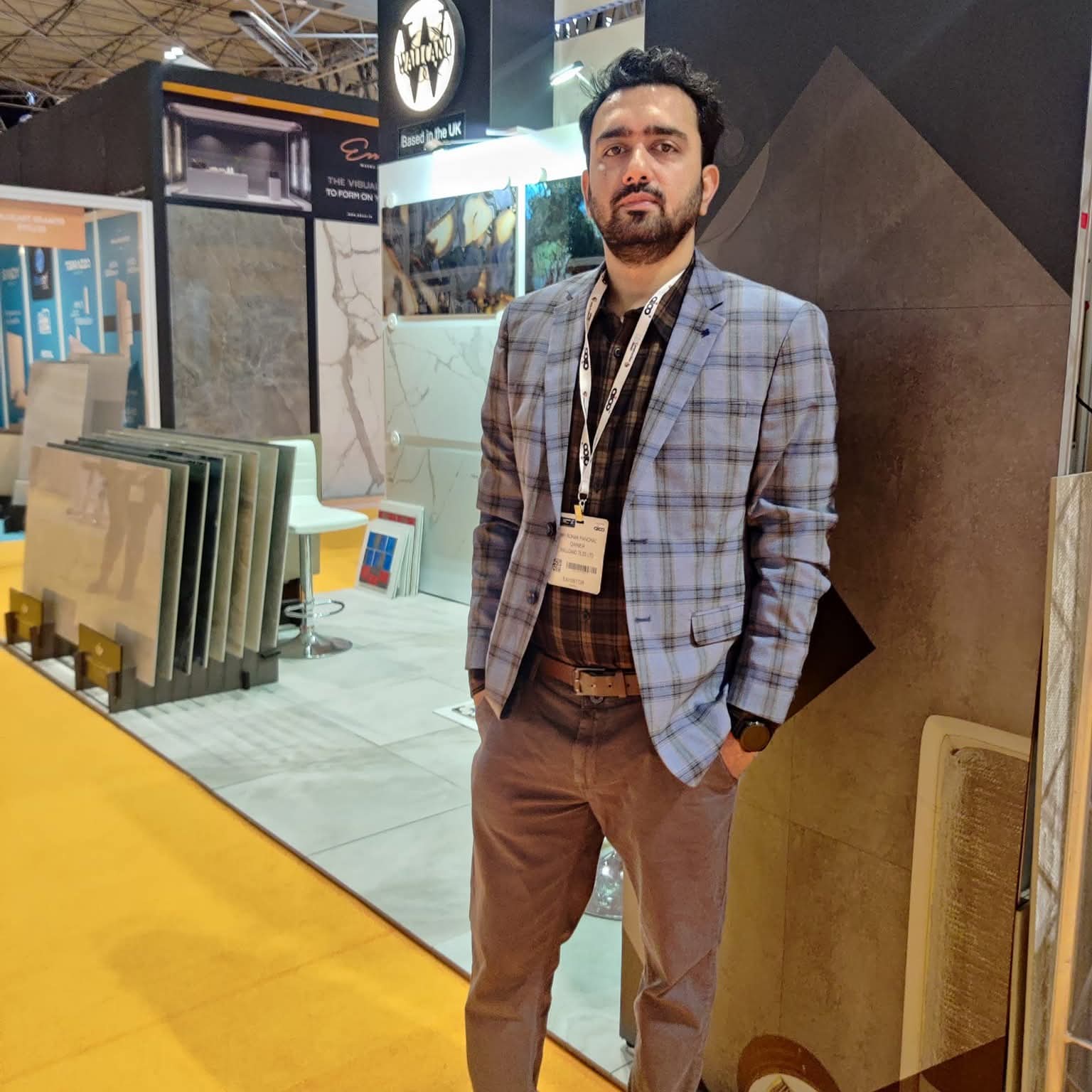 Wallcano Stand & Curated Dealer Sample Racks